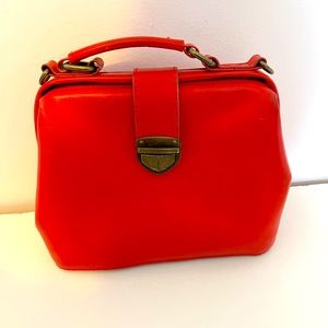 Red Mod Cloth Purse